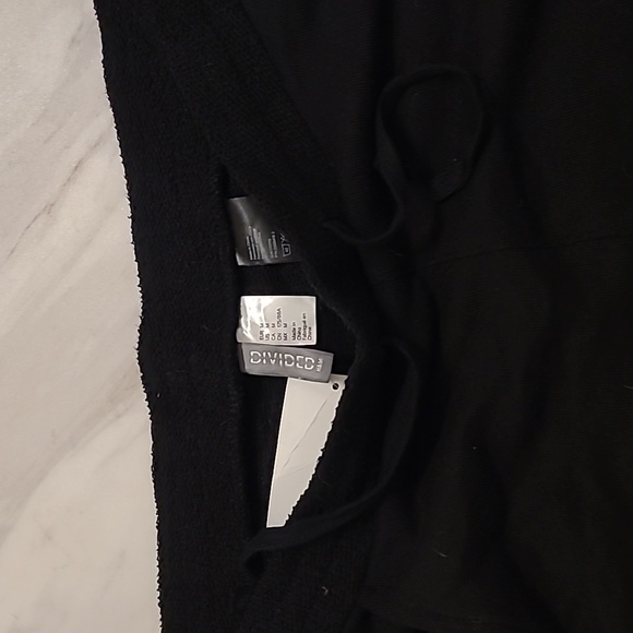 H&M Joggers - Picture 3 of 3